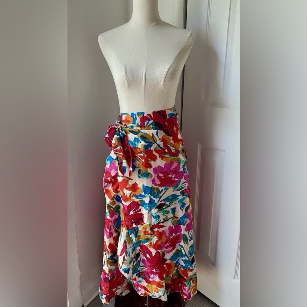Vibrant Floral Wrap Skirt with Tie Waist Woman"s Estimated Size M